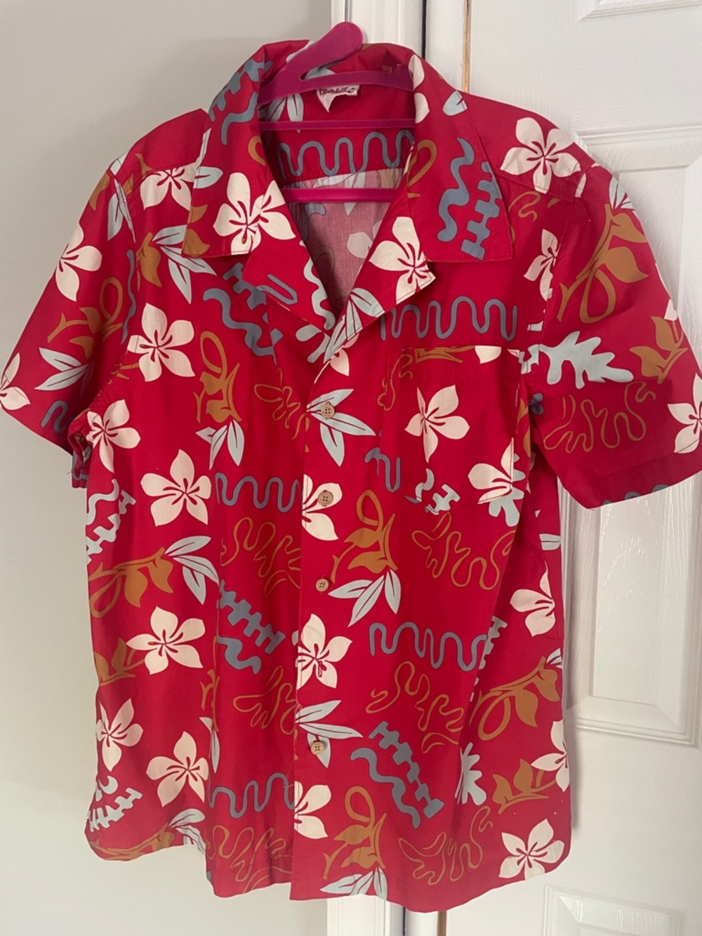 Barefoot in Paradise red Hawaiian print short sleeve shirt size M